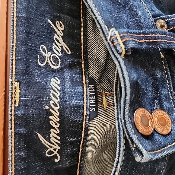 EUC American Eagle: "Vintage" Artist Crop, Dark-wash, Size 2 (circa 1999) - Picture 5 of 10